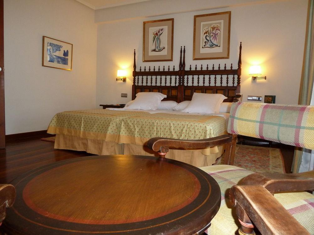 Hotel Ciudad De Calahorra Exterior foto